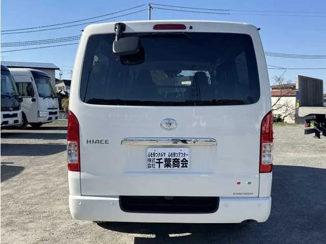 Toyota Hiace Van 2026 — миниатюра 2