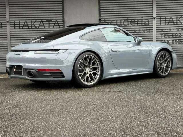 Porsche 911 2024 — миниатюра 5