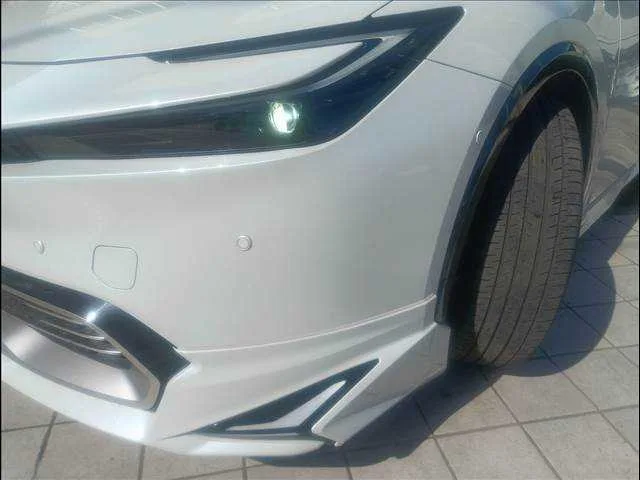 Toyota Prius Z 2023 — миниатюра 5