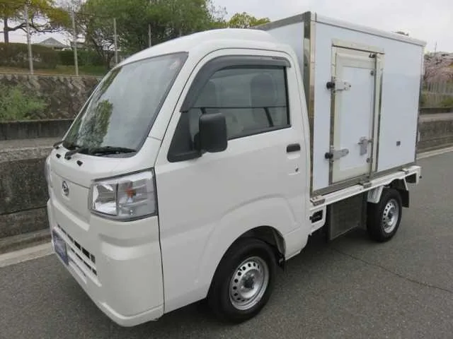 Daihatsu Hijet Truck 2023 — фото 1, купить с доставкой в Москву
