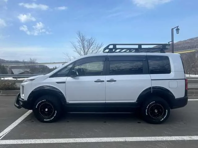 Mitsubishi Delica D:5 2024 — миниатюра 4