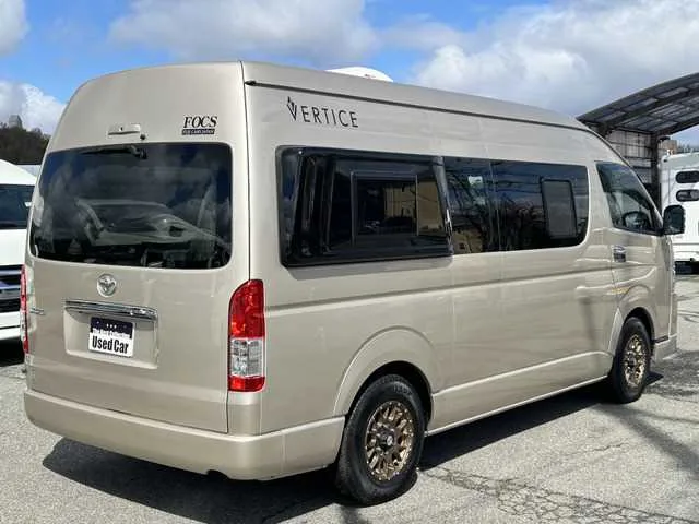 Toyota Hiace Van 2024 — миниатюра 2