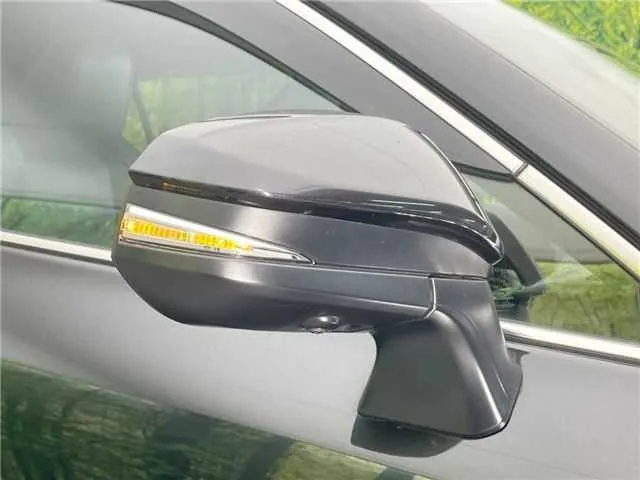 Toyota Harrier Z Leather Package 2023 — миниатюра 3