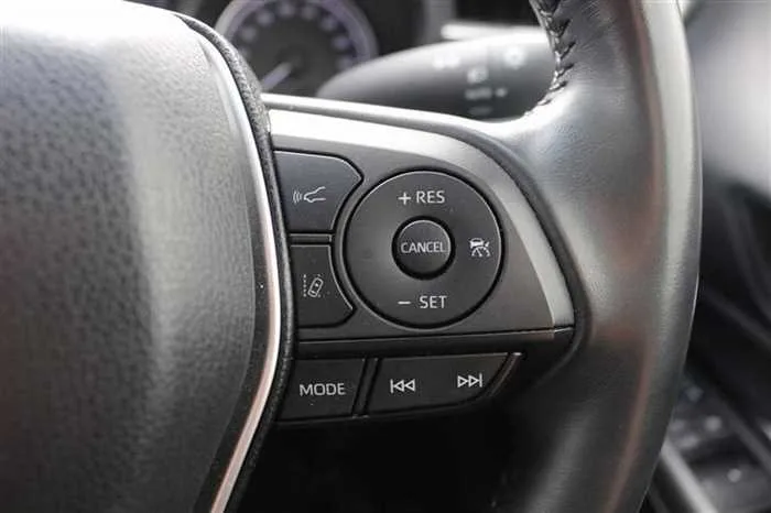 Toyota Harrier 2.0 S 2022 — миниатюра 3