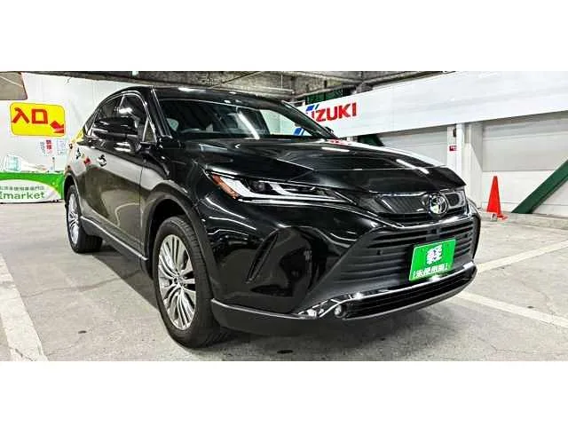 Toyota Harrier 2.0Z Leather Package 2022 — фото 1, купить с доставкой в Москву
