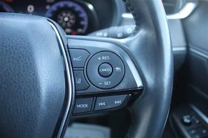 Toyota Harrier Hybrid 2.5 G 2023 — миниатюра 5