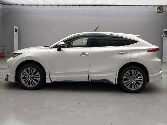 Toyota Harrier Hybrid Z 2022 — миниатюра 5