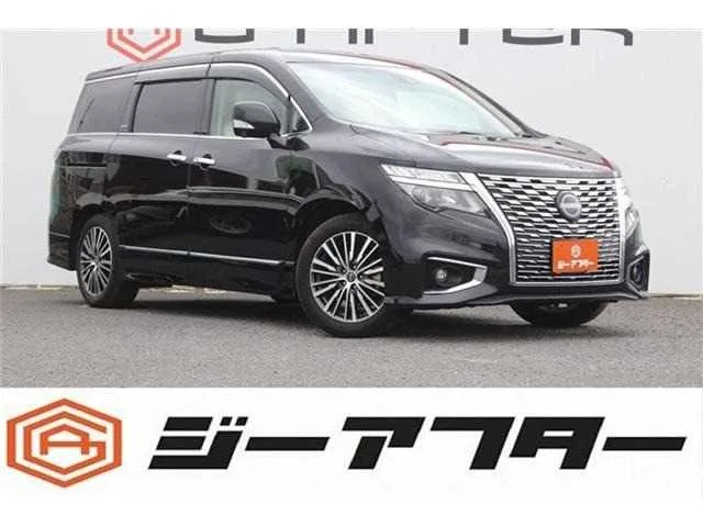 Nissan Elgrand 2023 — фото 1, купить с доставкой в Москву