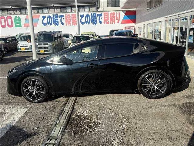 Toyota Prius Z 4WD 2024 — миниатюра 5
