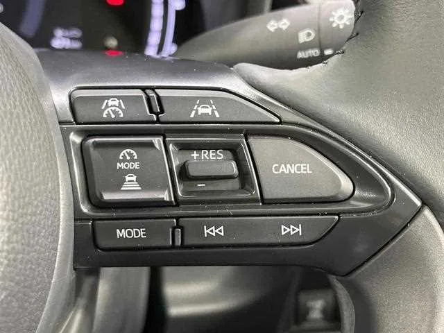 Toyota Sienta 2025 — миниатюра 3