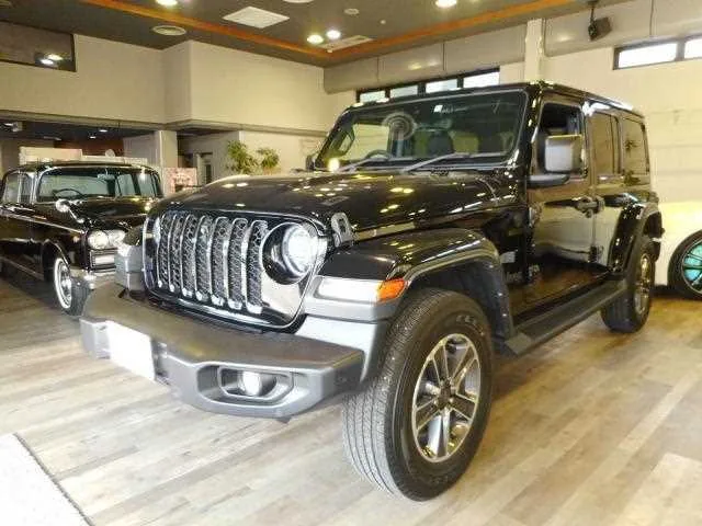 Jeep Wrangler 2024 — фото 1, купить с доставкой в Москву