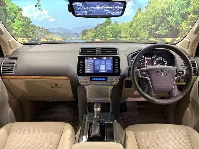 Toyota Land Cruiser Prado 2023 — миниатюра 2