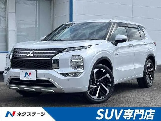 Mitsubishi Outlander 2022 — фото 1, купить с доставкой в Москву