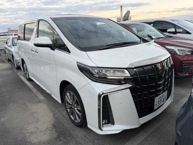 Toyota Alphard G 2022 — фото 1, купить с доставкой в Москву