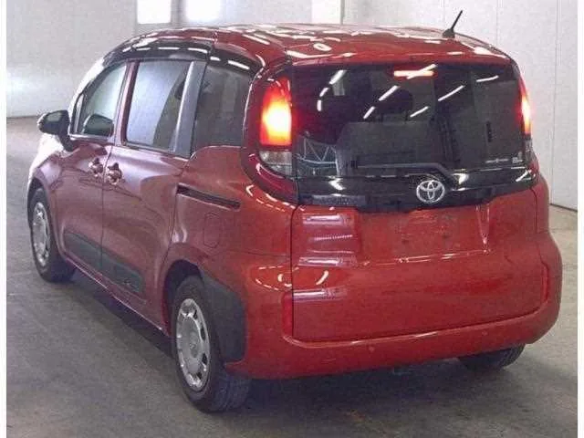 Toyota Sienta 2023 — миниатюра 5