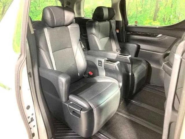 Toyota Alphard G 2023 — миниатюра 5