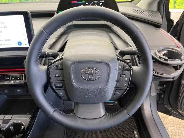Toyota Prius 2024 — миниатюра 3