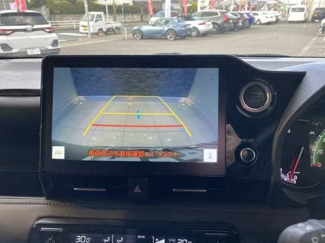 Toyota VOXY 2023 — миниатюра 2