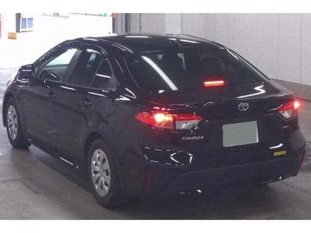 Toyota Corolla Sedan 2025 — миниатюра 4