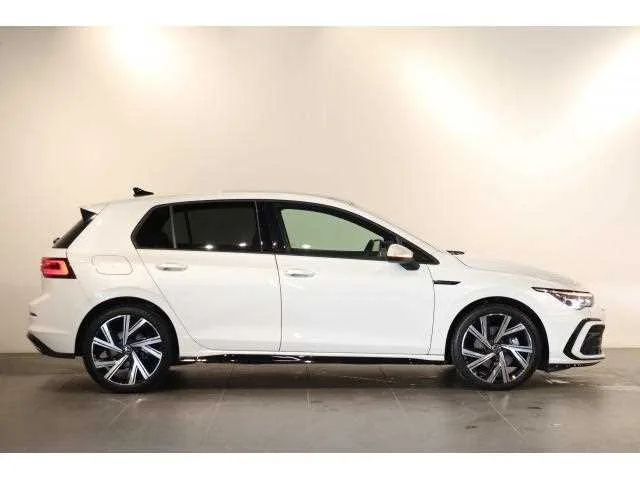 Volkswagen Golf 2024 — миниатюра 4