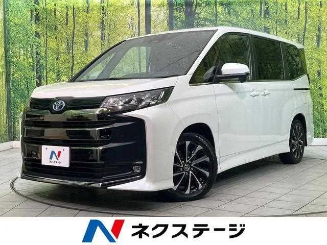 Toyota Noah 2023 — фото 1, купить с доставкой в Москву