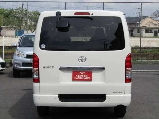 Toyota Hiace Van 2025 — миниатюра 2