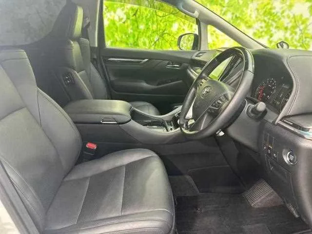 Toyota Alphard G 2023 — миниатюра 4