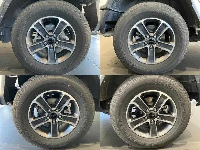 Jeep Wrangler 2023 — миниатюра 3