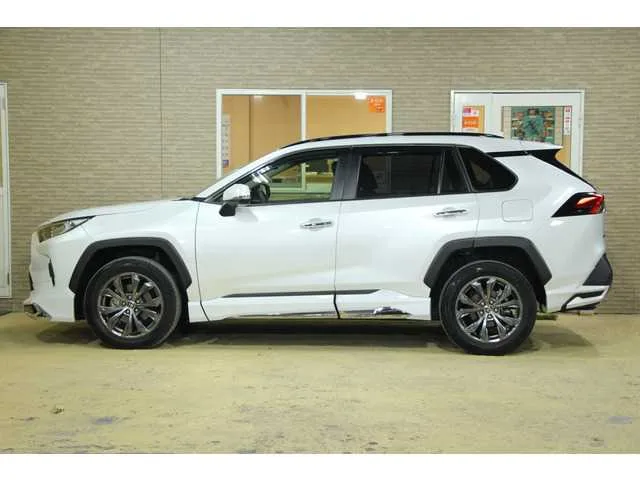 Toyota RAV4 2023 — миниатюра 2