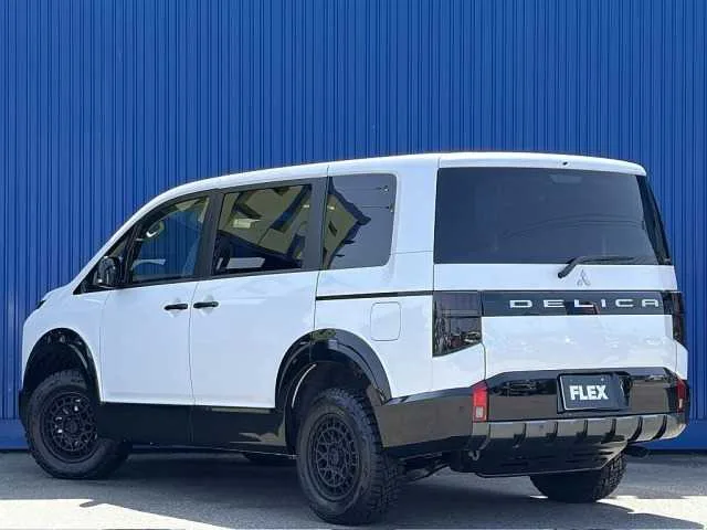 Mitsubishi Delica D:5 2026 — миниатюра 4