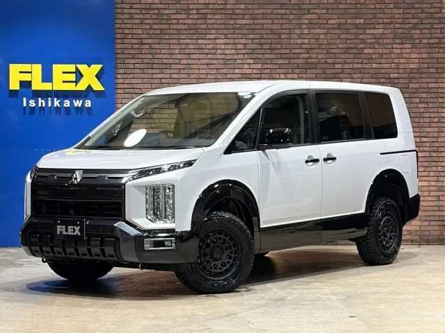 Mitsubishi Delica D:5 2026 — фото 1, купить с доставкой в Москву