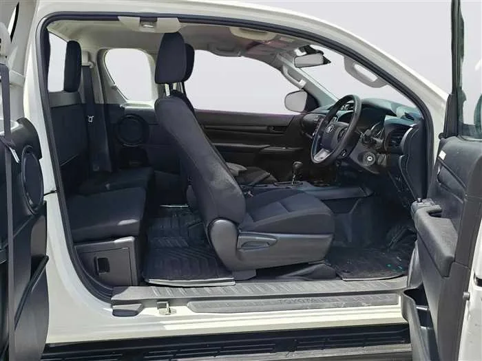 Toyota Hilux 2024 — миниатюра 3