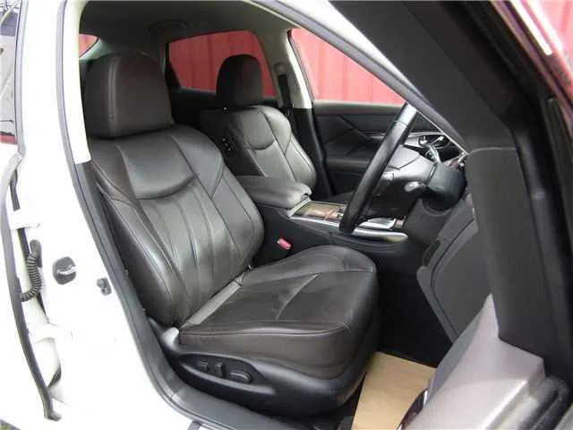 Nissan Fuga VIP 2022 — миниатюра 3
