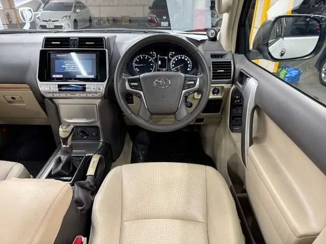 Toyota Land Cruiser Prado TX L PACKAGESun roofCDDVDBluetooth 2022 — миниатюра 4