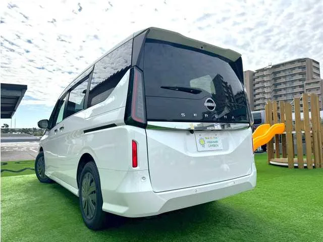 Nissan Serena 2024 — миниатюра 3