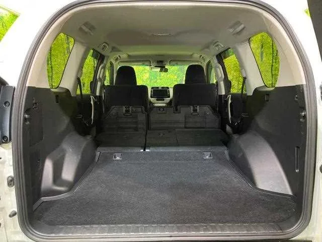 Toyota Land Cruiser Prado 2023 — миниатюра 4