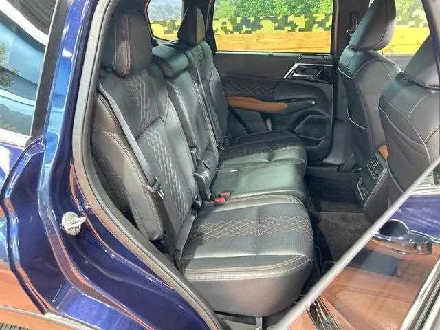 Mitsubishi Outlander 2022 — миниатюра 4
