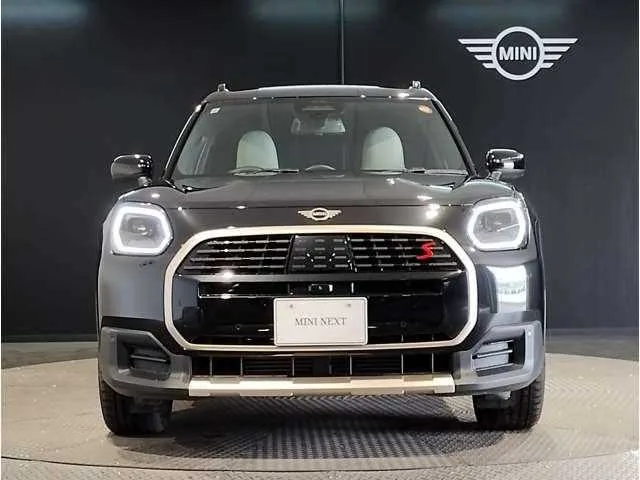 BMW MINI 2024 — миниатюра 5