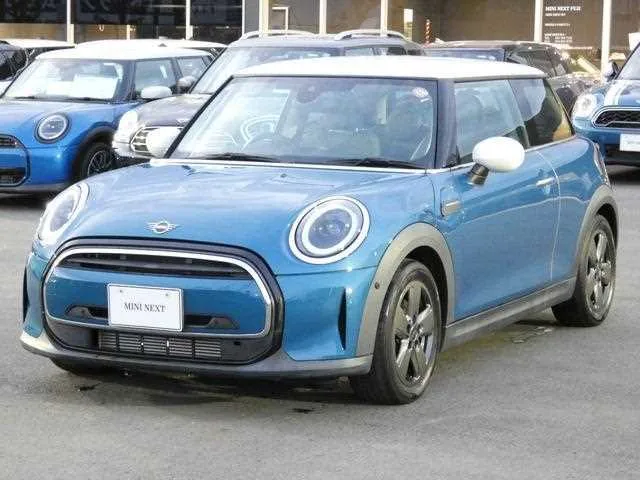 BMW MINI 2022 — фото 1, купить с доставкой в Москву