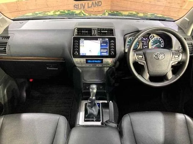 Toyota Land Cruiser Prado 2023 — миниатюра 2