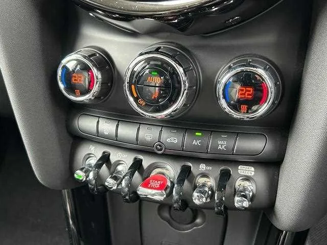 BMW MINI 2022 — миниатюра 4