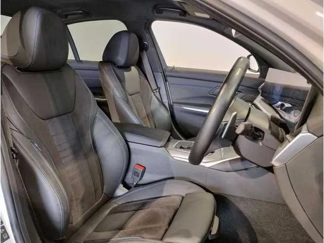 BMW 3 Series 2024 — миниатюра 3