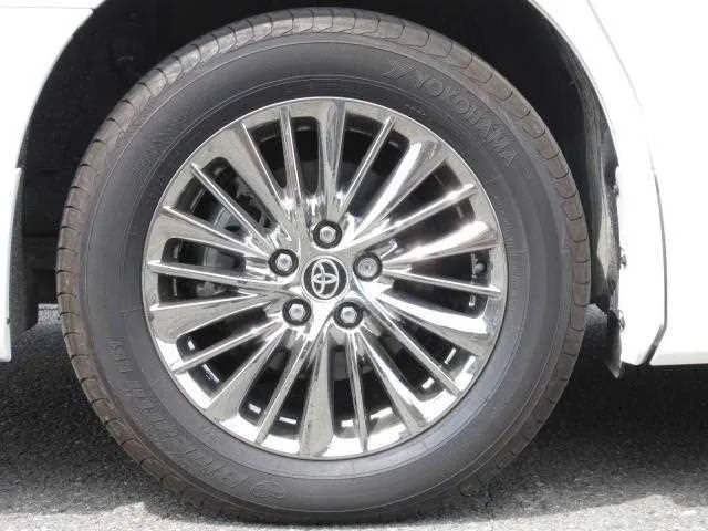 Toyota Alphard Hybrid 2023 — миниатюра 5