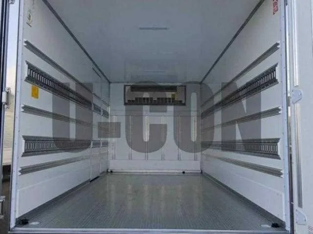Hino Dutro 2024 — миниатюра 4