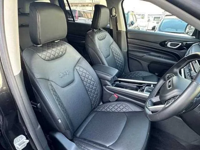 Jeep Commander 2025 — миниатюра 4