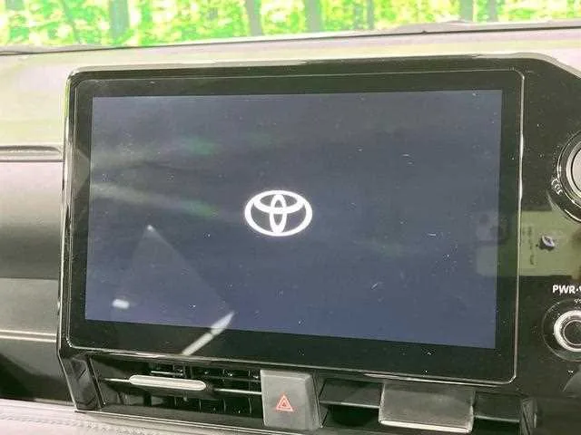 Toyota Voxy 2025 — миниатюра 3