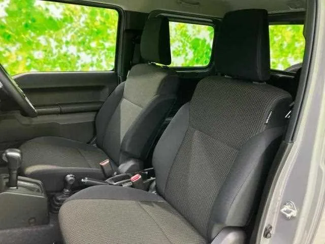 Suzuki Jimny 2025 — миниатюра 3