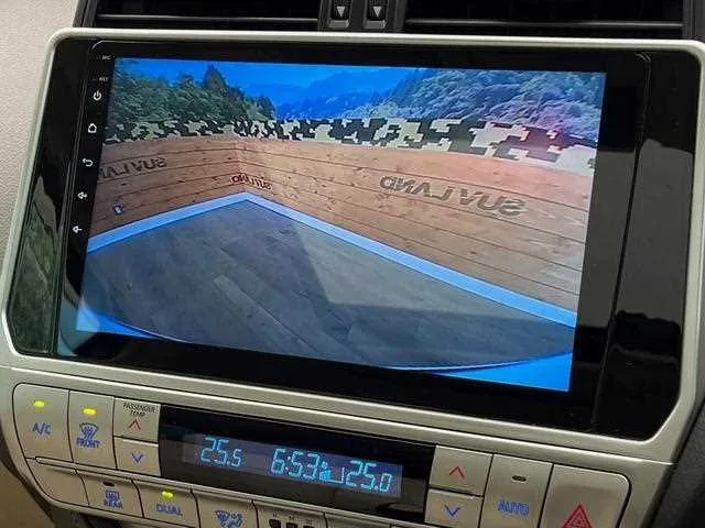 Toyota Land Cruiser Prado 2023 — миниатюра 5