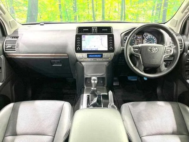 Toyota Land Cruiser Prado 2023 — миниатюра 2