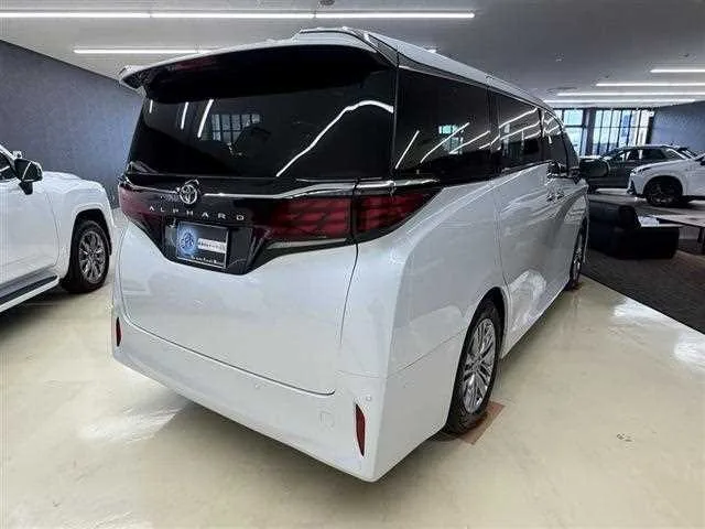 Toyota Alphard G 2025 — миниатюра 2
